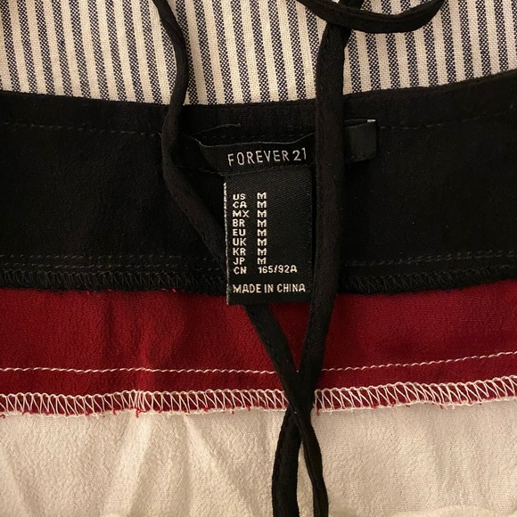 F21 // Cropped  Colorblock Tank - Picture 5 of 6